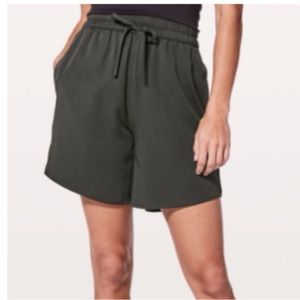 Lululemon high rise 5” sage drawstring shorts